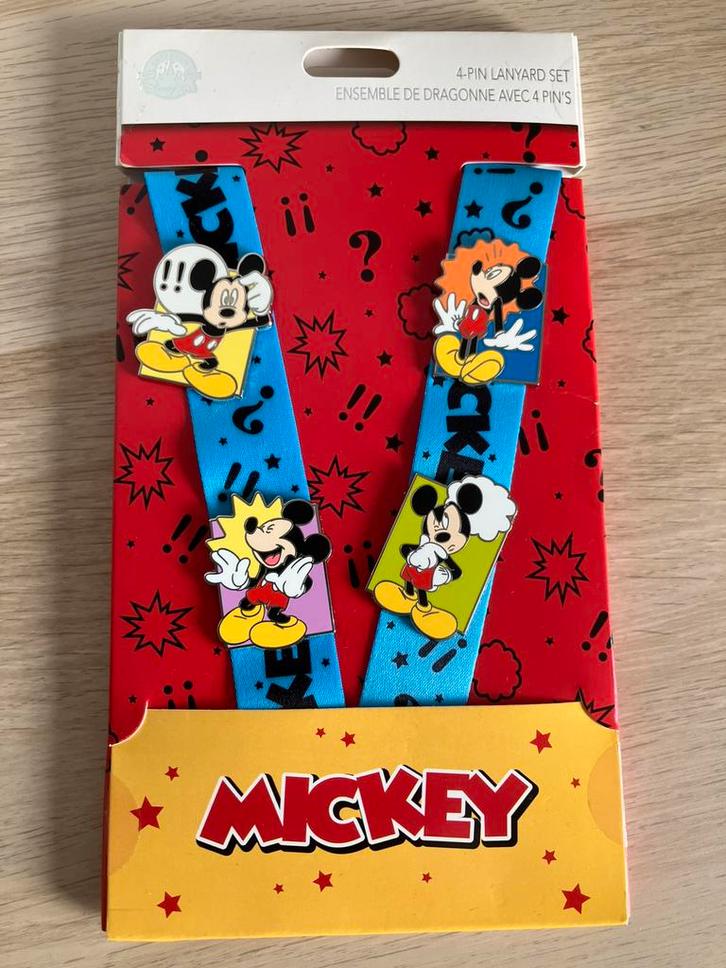 Disney pins - Mickey 4-pin lanyard set, Verzamelen, Disney, Nieuw, Mickey Mouse, Ophalen of Verzenden