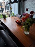 Houten eettafel met 6 antraciet microleder stoelen, Ophalen