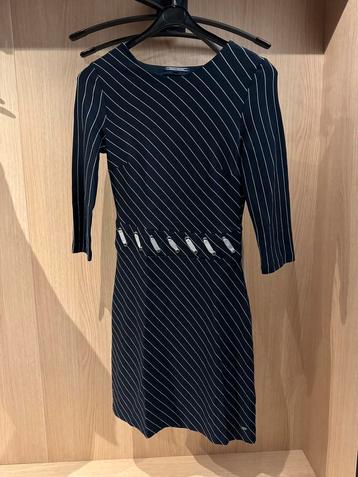 Jurk Tommy Hilfiger maat XS beschikbaar voor biedingen