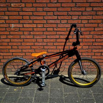 SPEEDCO M SERIES CUSTOM beschikbaar voor biedingen