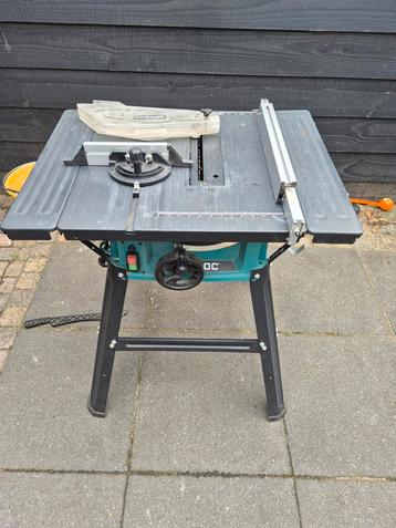 Vonroc Zaagtafel - Goede Staat beschikbaar voor biedingen