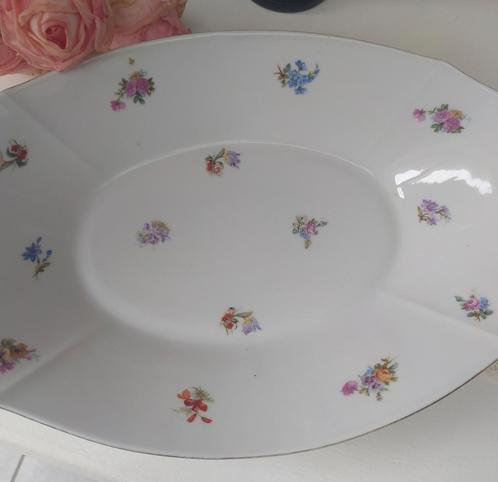 Brocante serveerschaal kleine bloemetjes, Antiek en Kunst, Antiek | Schalen, Ophalen of Verzenden