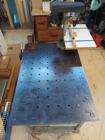 Lastafel / opspantafel beschikbaar voor biedingen