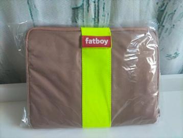 Fatboy Tuxedo tablethoes corver Universeel 
