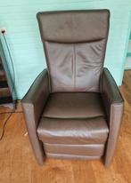 Prachtige leren Prominent relax fauteuil, Ophalen, Zo goed als nieuw