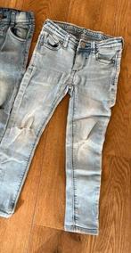 2 spijkerbroeken maat 104 Indian Blue Jeans, H&M,, Broek, Gebruikt, Ophalen of Verzenden, Jongen