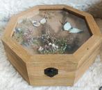 Houten doos met gedroogde bloemen en vlinders, Ophalen of Verzenden