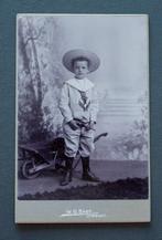 Cabinetfoto - Jongen met hoed - Utrecht, Gebruikt, Verzenden, Foto, Voor 1940