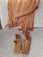 Sjaal met handschoenen set, Ophalen of Verzenden, Zo goed als nieuw, Sjaal