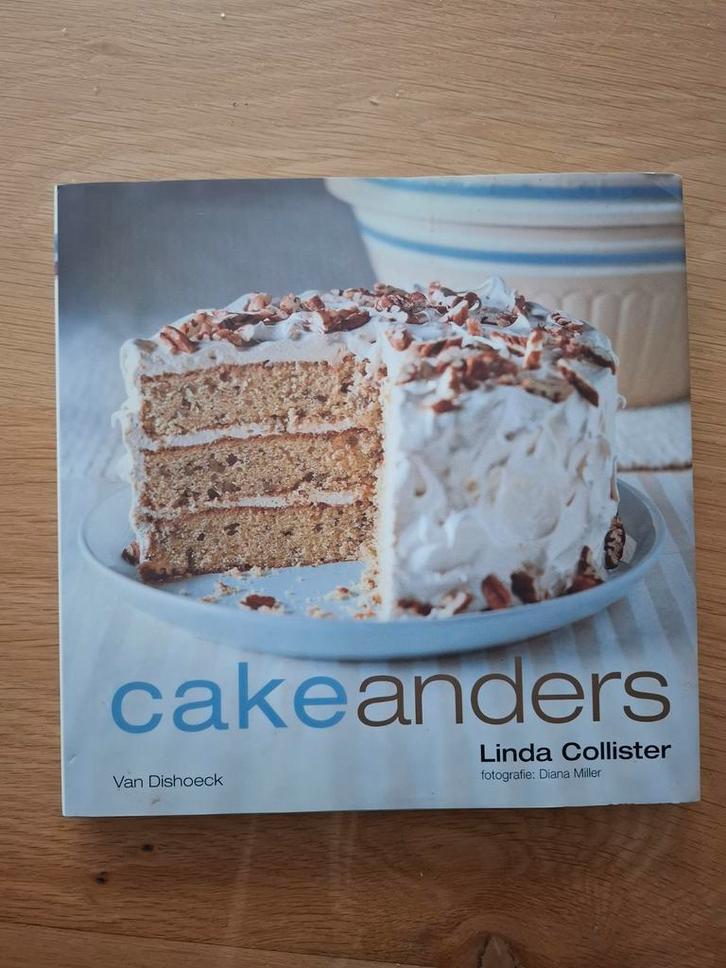 Cake Anders - Linda Collister, Boeken, Kookboeken, Zo goed als nieuw, Taart, Gebak en Desserts, Europa, Ophalen of Verzenden