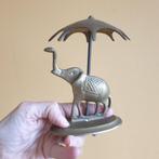 Vintage messing / koper olifant met parasol / paraplu 0503, Antiek en Kunst, Ophalen of Verzenden, Koper