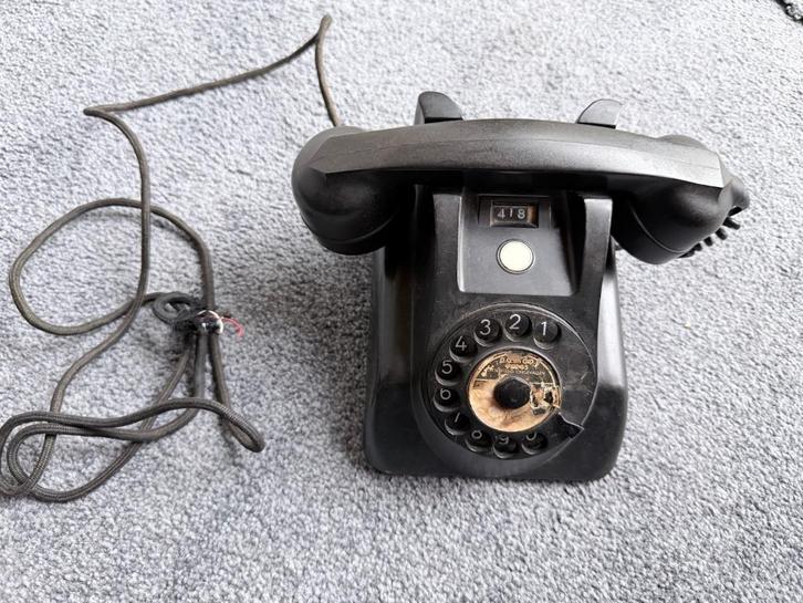 vintage draaischijftelefoon PTT (jaren ’50/’60), Telecommunicatie, Vaste telefoons | Niet Draadloos, Gebruikt, Bakeliet, Met draaischijf