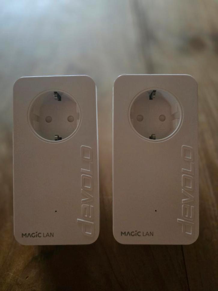 2x Devolo Magic 2 LAN 1-1 Powerline starterskit 2400 Mbps, Computers en Software, Powerlines, Zo goed als nieuw, Ophalen