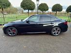 Alfa Romeo Giulia 2.0 Turbo - Trekhaak- Sportuitlaat, Auto's, Automaat, 745 kg, Achterwielaandrijving, 4 cilinders