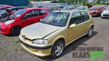 Voorbumper van een Peugeot 106 beschikbaar voor biedingen