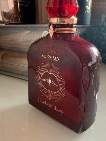 Charlotte Tilbury More Sex Parfum beschikbaar voor biedingen