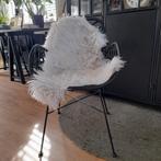 1 of 2 leuke eetkamerstoelen, Ophalen, Zo goed als nieuw, Twee