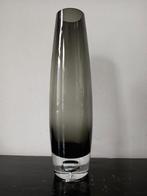 Zweedse vintage Aseda Glasbruk smoke bubble vaas, Ophalen of Verzenden, Overige kleuren, Glas, Minder dan 50 cm