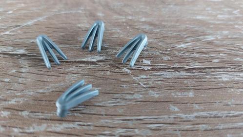 4 lego klauwen 10187 grijs part onderdelen, Kinderen en Baby's, Speelgoed | Duplo en Lego, Zo goed als nieuw, Lego, Losse stenen