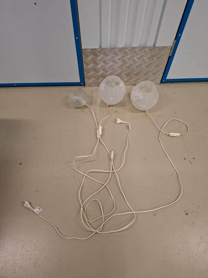 3x Ikea Glazen Bol Lampen met Bloemmotief, Huis en Inrichting, Lampen | Tafellampen, Gebruikt, Minder dan 50 cm, Glas, Ophalen of Verzenden