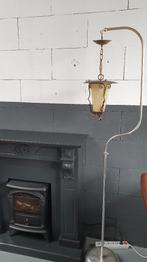 Antieke hanglamp, glazen lantaarn in metalen houder. S22, Huis en Inrichting, Tweedehands verkoop, Tweedehands verkoop, Gebruikt