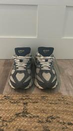 New balance 9060 blauw, Ophalen