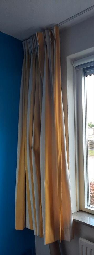 gordijnen l geel-wit l kinderkamer l slaapkamer  beschikbaar voor biedingen