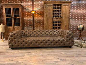 Colmore Chesterfield Loungebank : chester moon beschikbaar voor biedingen