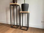 Metalen zuilen met houtenblad , 2 stuks, 100 & 70 cm, Ophalen, Zo goed als nieuw