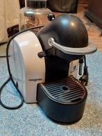 Nespresso koffiemachine, Witgoed en Apparatuur, Koffiezetapparaten, Ophalen, Koffiepads en cups, Gebruikt, Koffiemachine