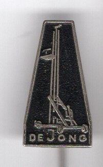 De Jong bouwliften zwart op zilverkleurig speldje ( F_080 ), Verzamelen, Speldjes, Pins en Buttons, Nieuw, Speldje of Pin, Transport