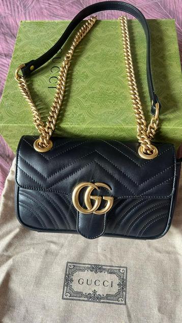 Gucci GG Marmont Matelassé Mini Shoulder Bag beschikbaar voor biedingen