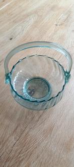 Vintage blauw glazen mandje, Ophalen