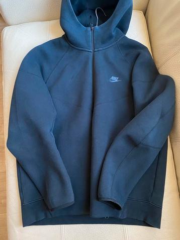 Nike Tech Fleece beschikbaar voor biedingen