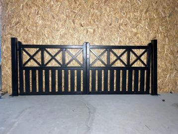 Moderne tuinpoort **Opus** beschikbaar voor biedingen