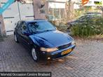 Opel Vectra 1.8-16V Business/sport Edition, 1350 kg, 4 cilinders, Blauw, Vectra