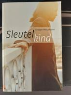 Kirsten Heitzmann - Sleutelkind, Boeken, Ophalen of Verzenden, Zo goed als nieuw, Kirsten Heitzmann