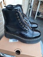 Dr Martens Vegan Sinclair Black maat 41, Zwart, Lage of Enkellaarzen, Nieuw, Ophalen of Verzenden
