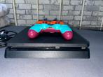 PS4 Slim - Super Conditie - 2 Controllers + Kabels, Spelcomputers en Games, Spelcomputers | Sony PlayStation 4, Ophalen of Verzenden