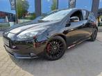 Ford Focus 2.0 EcoBoost ST-3 250PK Recaro 19" LMV Xenon Keyl, Stof, Gebruikt, Zwart, 4 cilinders