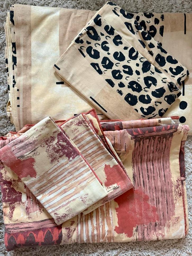 2x Tweepersoons Dekbedovertrek Set - gratis, Huis en Inrichting, Slaapkamer | Beddengoed, Gebruikt, Dekbedovertrek, Tweepersoons