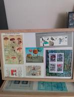 Ingelijste postzegelcollectie - Thema: Paddenstoelen & Vogel, Ophalen of Verzenden, Nederland en Buitenland