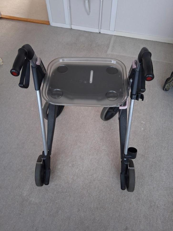 Rollator met dienblad, Diversen, Looprekken, Gebruikt, Ophalen of Verzenden