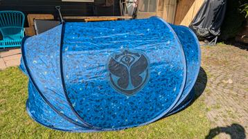 Tomorrowland pop-up tent beschikbaar voor biedingen