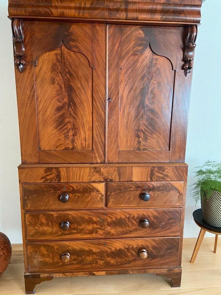 Prachtige Engelse Mahonie Kast, Antiek en Kunst, Antiek | Meubels | Kasten, Ophalen