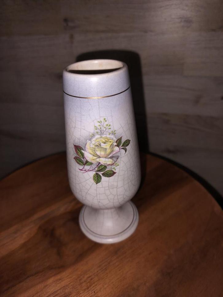Vintage craquelé Vaasje Flora Gouda Holland Rosaly, Antiek en Kunst, Antiek | Keramiek en Aardewerk, Ophalen