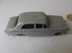 1957 Dinky Toys 24B PEUGEOT 403., Dinky Toys, Gebruikt, Ophalen of Verzenden, Auto