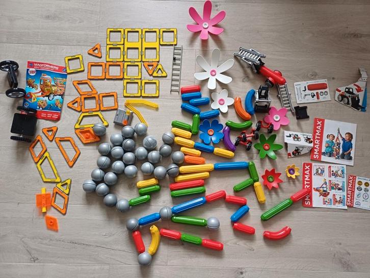 Magnetisch speelgoed Smartmax en Magformers, Kinderen en Baby's, Speelgoed | Educatief en Creatief, Zo goed als nieuw, Bouwen