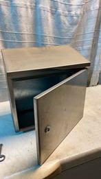 Locker kastje, Ophalen of Verzenden, Gebruikt