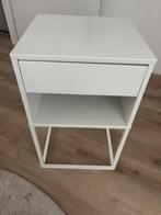 IKEA VIKHAMMER nachtkastje als nieuw, Huis en Inrichting, Slaapkamer | Nachtkastjes, Ophalen, Zo goed als nieuw, Minder dan 45 cm